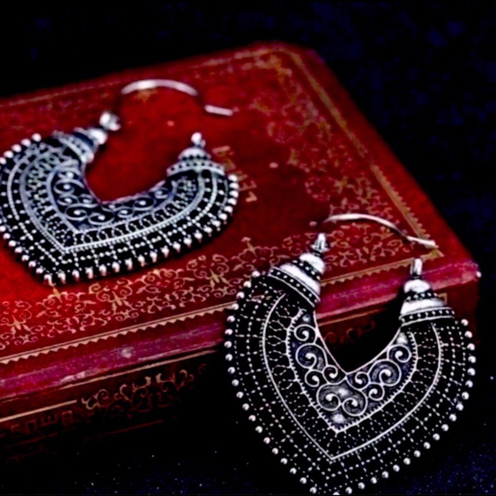 Boho Tibetan carved silver earrings New Bohemian